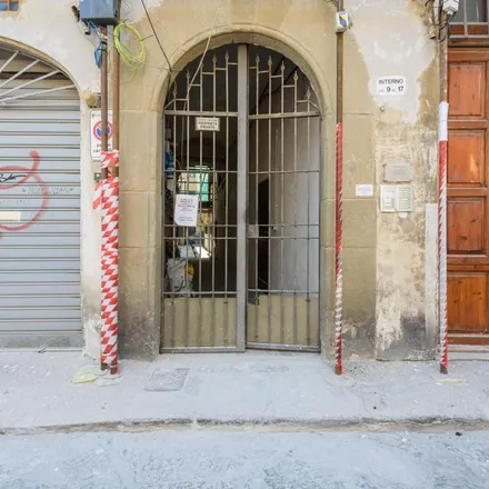 Image 2 - Via del Giardino Serristori, 9 R, 50122 Florence FI, Italy - Apartment for rent