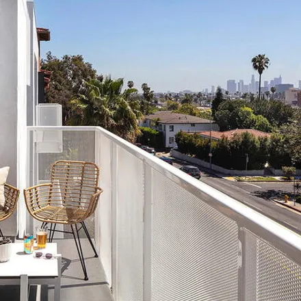 Image 5 - 4847 Beverly Boulevard, Los Angeles, California 90004, United States  Los Angeles California - Apartment for rent