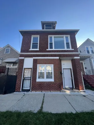 Buy this 6 bed duplex on 4533 South Richmond Street in Chicago, IL 60632