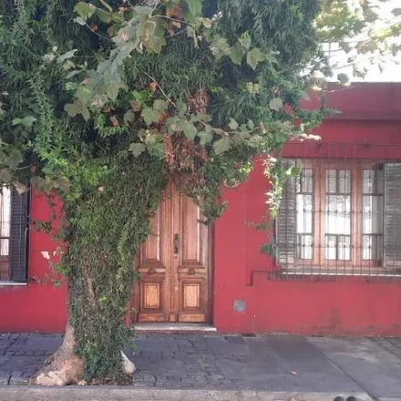 Buy this 4 bed house on General Lafayette 275 in Crucecita, 1870 Avellaneda