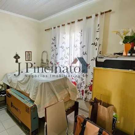 Buy this 2 bed house on Rua Maestro Bovolenta in Vila Progresso, Jundiaí - SP