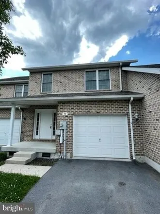 Rent this 3 bed house on 3408 Gregway Drive in Hamilton Township, PA 17202