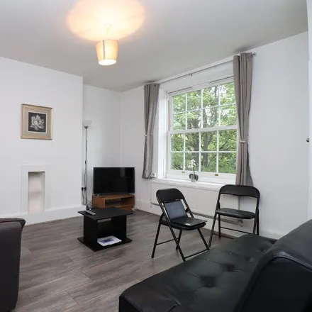 Rent this 3 bed apartment on Munden House in Bow Road, Bromley-by-Bow
