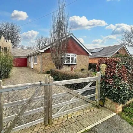 Buy this 3 bed house on Glynn Road in Peacehaven, BN10 8BX