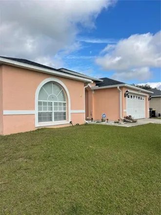 Buy this 3 bed house on 483 Blackbird Way in Polk County, FL 34759