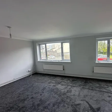 Image 6 - Cunningham Road, Plymouth, PL5 4PX, United Kingdom - Apartment for rent