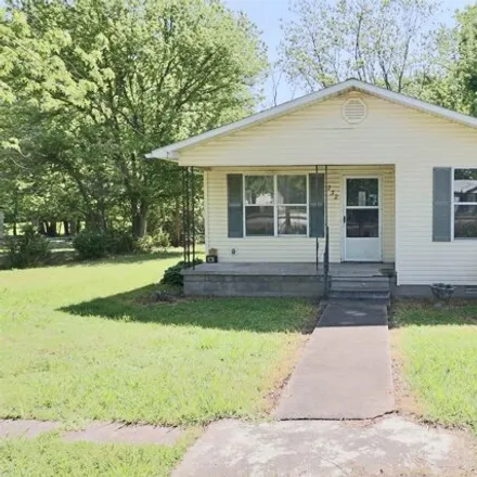 Buy this 3 bed house on 269 South East Front Street in Rutherford, Gibson County