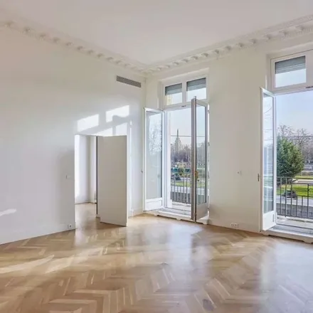 Rent this 4 bed apartment on 21 Avenue Villemain in 75014 Paris, France
