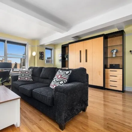 Buy this studio apartment on The Broadmoor in West 102nd Street, New York