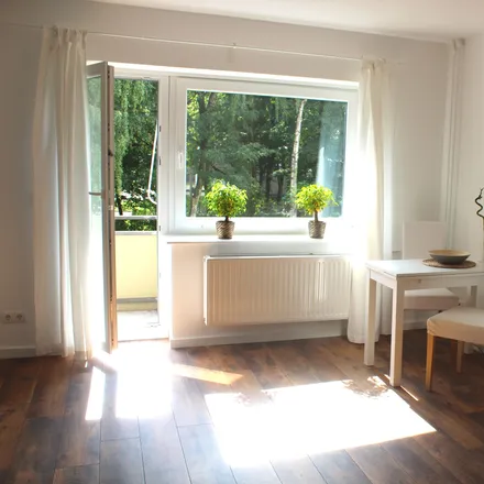 Rent this 1 bed apartment on Elisenstraße 20 in 22087 Hamburg, Germany