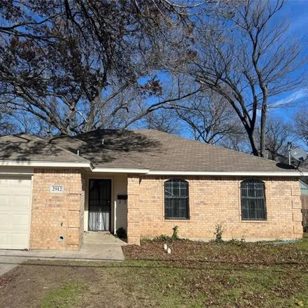 Buy this 3 bed house on 2908 Kellogg Avenue in Dallas, TX 75216