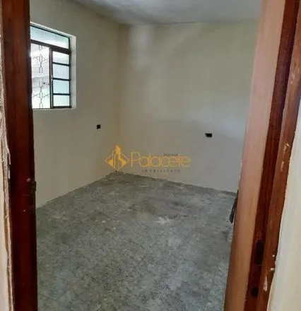 Buy this 2 bed house on Rua Darcy Lourenço in Campinas, Pindamonhangaba - SP