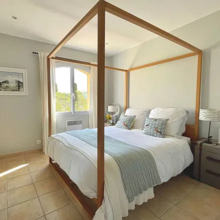 Rent this 5 bed house on 83600 Les Adrets-de-l'Estérel