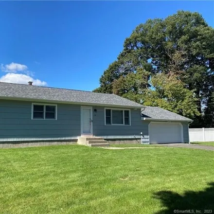 Rent this 3 bed house on 14 Whippoorwill Drive in Milford, CT 06460