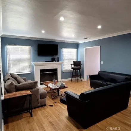Image 2 - 10840 Wagner Street, Culver City, CA 90230, USA - House for sale