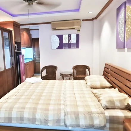 Rent this 1 bed condo on Jomtien 11 in Pattaya City, Chon Buri Province 20260