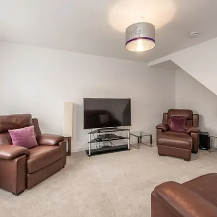 Rent this 4 bed apartment on 13 Moredun Park Court in City of Edinburgh, EH17 7ER