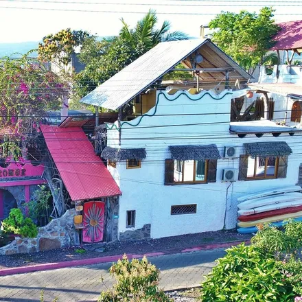 Image 1 - Puerto Ayora, Pelican Bay, W, EC - House for rent