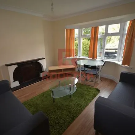 Rent this 3 bed townhouse on 84 Ash Road in Leeds, LS6 3EZ