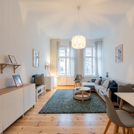 Rent this 4 bed apartment on Hūftgold in Neue Bahnhofstraße 29, 10245 Berlin
