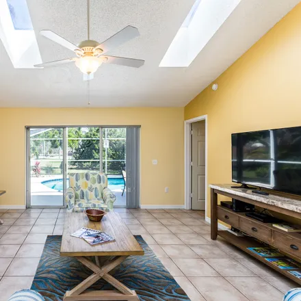 Rent this 3 bed apartment on 259 Sunridge Woods Boulevard in Polk County, FL 33837