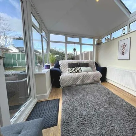 Image 8 - Seaton Crescent, Lytham St Annes, FY8 2RF, United Kingdom - House for sale