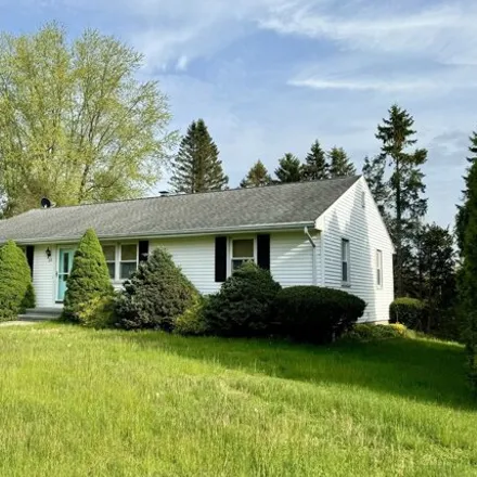 Buy this 3 bed house on 20 Johnson Lane in Madison, CT 06443