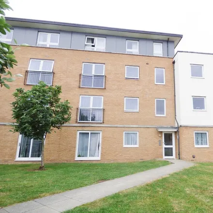 Rent this 1 bed apartment on Ennismore Gardens in Southend-on-Sea, SS2 5RA
