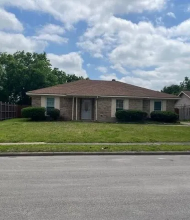 Rent this 4 bed house on 570 Reinosa Drive in Garland, TX 75043