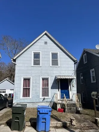 Buy this 3 bed house on 81 Fifth Street in Norwich, CT 06360