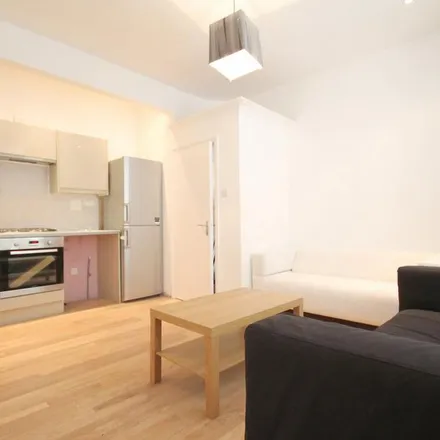 Rent this 3 bed apartment on 12 Belmont Road in London, N15 3LT
