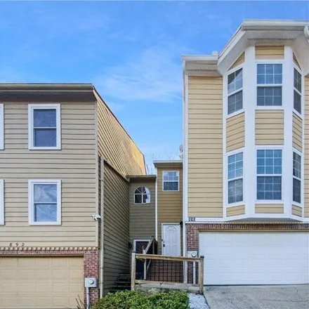 Buy this 1 bed house on 888 Edgewater Circle in Cobb County, GA 30062