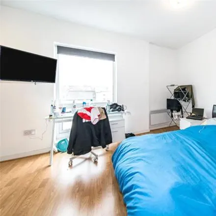 Image 2 - St James Street, Chinatown, Liverpool, L1 5HA, United Kingdom - Apartment for sale