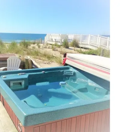 Image 4 - North 9th Street, Surf City, Ocean County, NJ, USA - House for sale