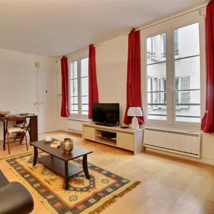 Image 7 - 43 Rue Godot de Mauroy, 75009 Paris, France - Apartment for rent