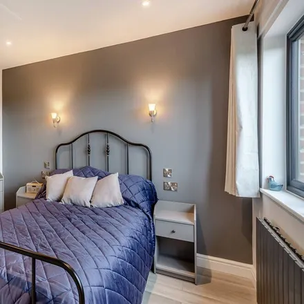 Rent this 3 bed townhouse on Carlton Miniott in YO7 4EQ, United Kingdom