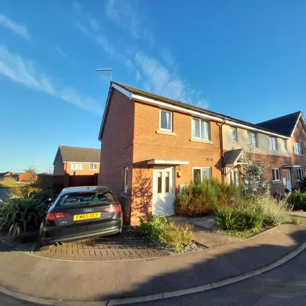 Image 1 - Skippers Close, Blaby - Townhouse for sale