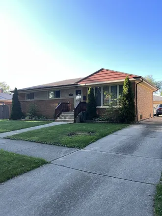 Rent this 4 bed house on 5822 Keeney Street in Morton Grove, Niles Township