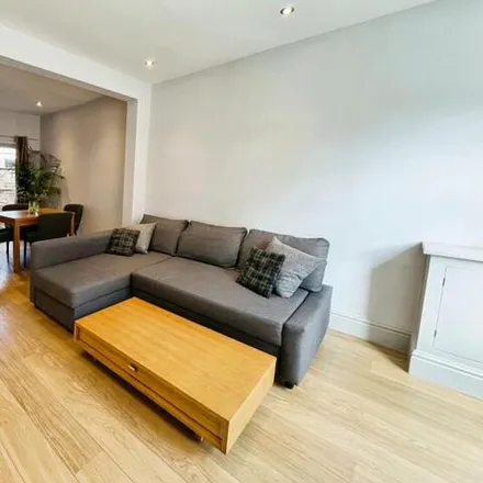Image 3 - Orchard Grove, Manchester, M20 2LB, United Kingdom - Townhouse for sale