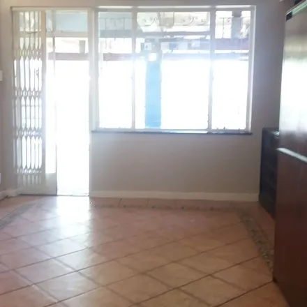 Rent this 1 bed apartment on 5th Avenue in Parkhurst, Rosebank