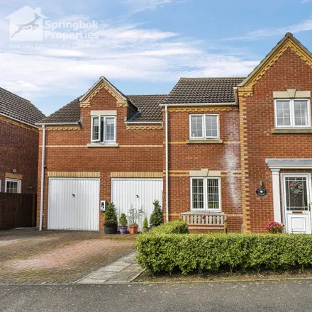 Buy this 5 bed house on Shire Close