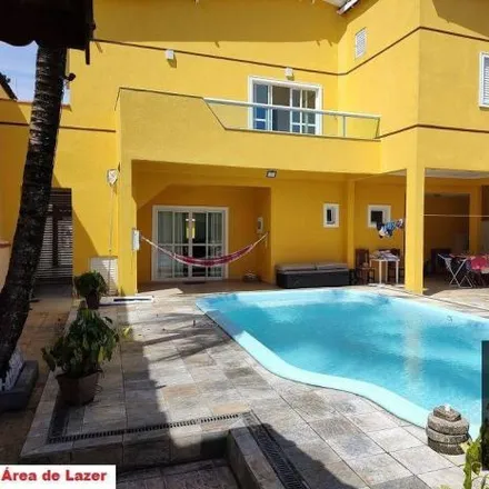 Buy this 6 bed house on Rua Mário Tashiro in Boqueirão, Praia Grande - SP