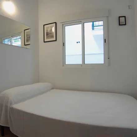 Rent this 2 bed apartment on Madrid in Calle de Antonio Prieto, 28026 Madrid