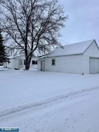 Buy this 3 bed house on 315 13th Street West in International Falls, MN 56649