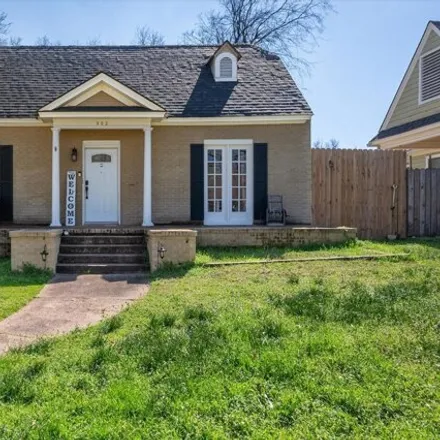 Buy this 4 bed house on 634 South Micheaux Avenue in Palestine, TX 75801