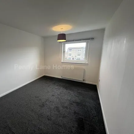 Image 5 - Tern Place, Johnstone, PA5 0RR, United Kingdom - Apartment for rent