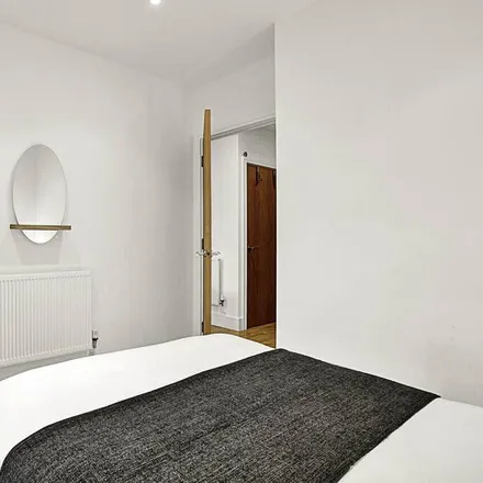 Image 7 - London, E14 9JH, United Kingdom - Apartment for rent