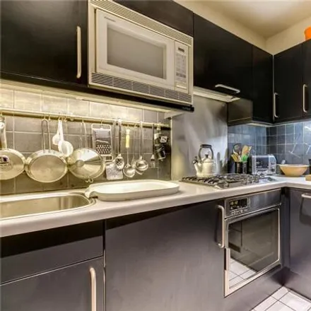 Image 4 - 71 Cornwall Gardens, London, SW7 4BD, United Kingdom - Apartment for rent