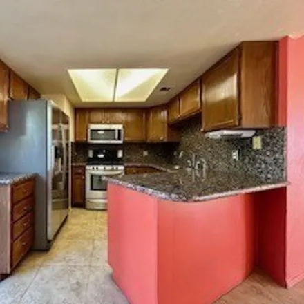 Image 2 - 563 Sellers Place, Henderson, NV 89011, USA - House for sale