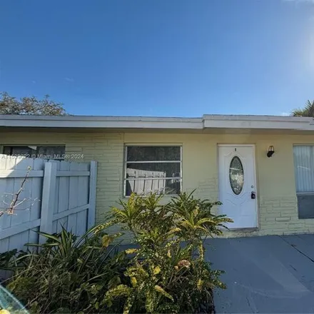 Rent this 3 bed house on 4182 Southwest 24th Street in Broward County, FL 33317